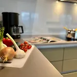 Tatil Evi Luxus-ferienhaus Mit Saunen Und Grossem Garten *