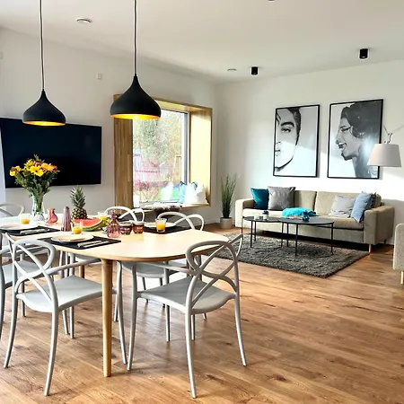 Luxus-ferienhaus Mit Saunen Und Großem Garten * Göhren-Lebbin